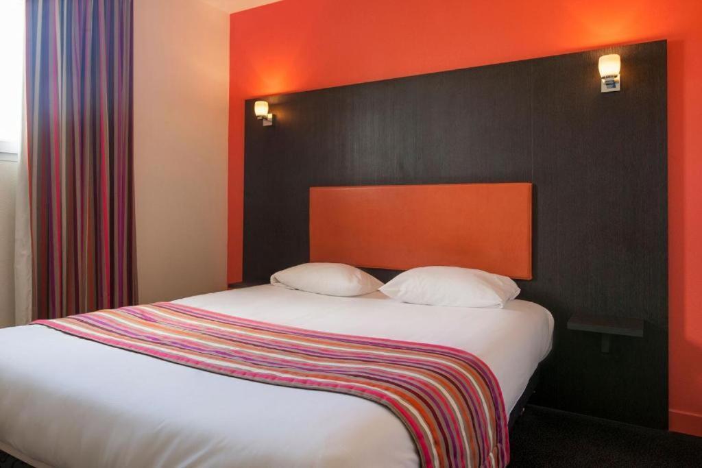 Brit Hotel Confort Alexia - La Souterraine Buitenkant foto