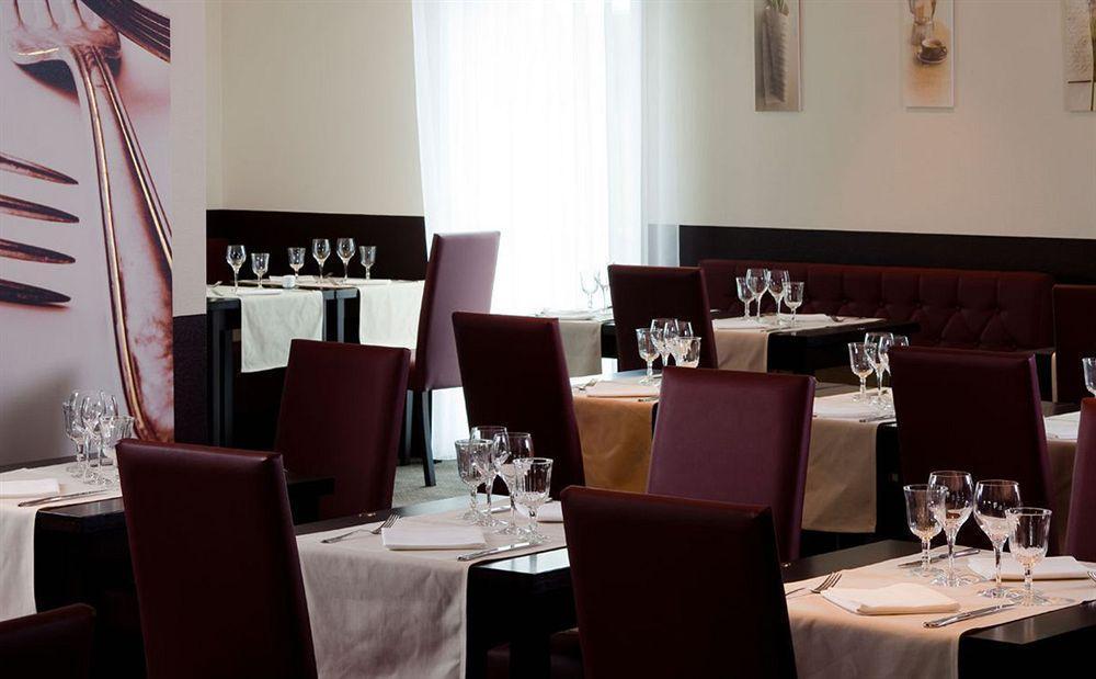 Brit Hotel Confort Alexia - La Souterraine Buitenkant foto